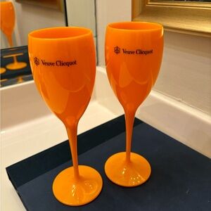 Veuve Clicquot Orange Champagne Flutes